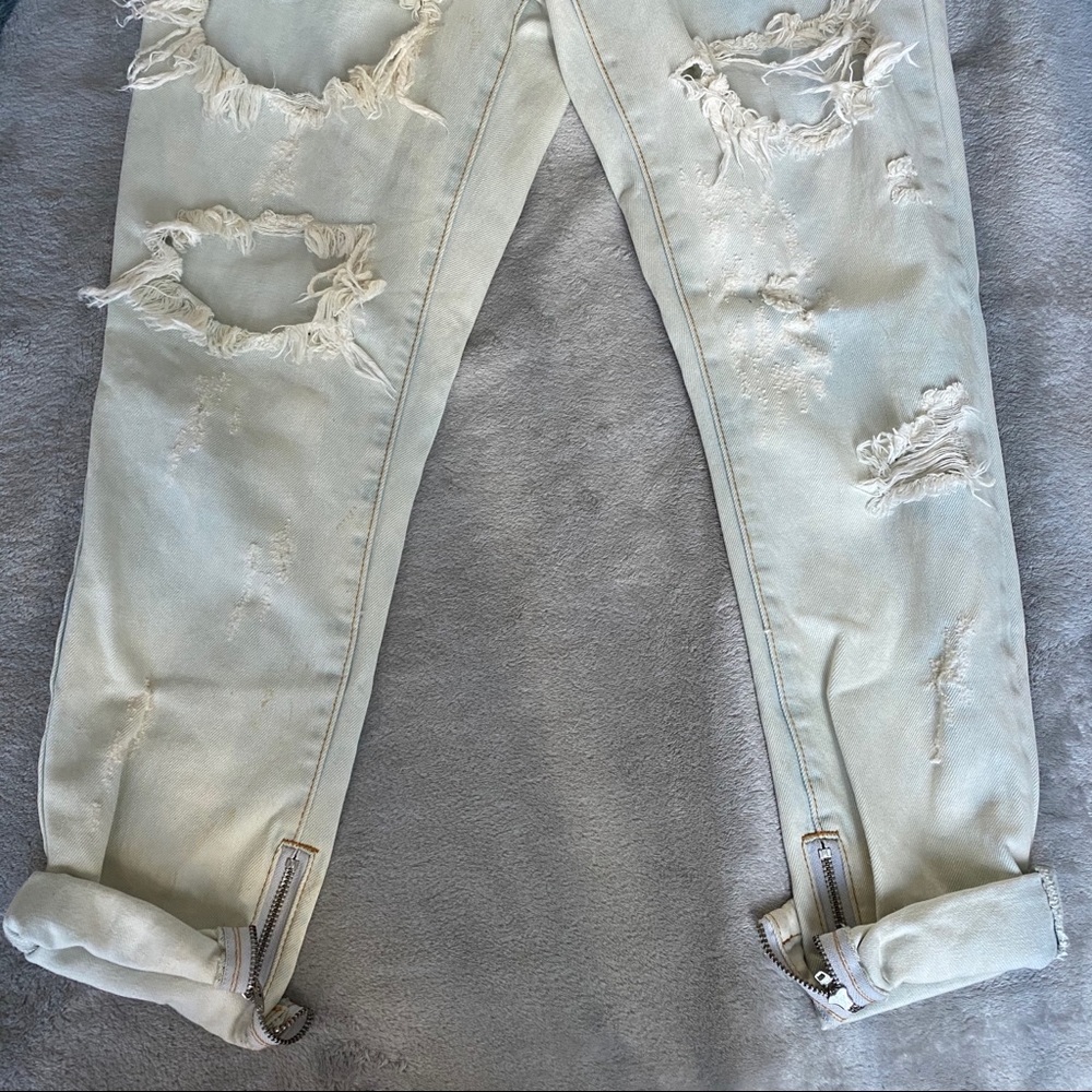 One Teaspoon Ripped Jeans - Picture 7 of 13